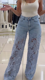 Pantalones vaqueros calados con encaje para mujer