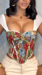 Conjunto informal de top con tirantes y estampado con cuello cuadrado para mujer y pantalones cargo con múltiples bolsillos