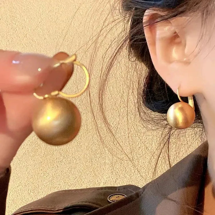 Hoop Earrings Collection — 28 Styles