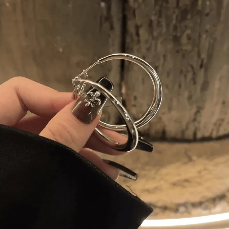 Hoop Earrings Collection — 28 Styles