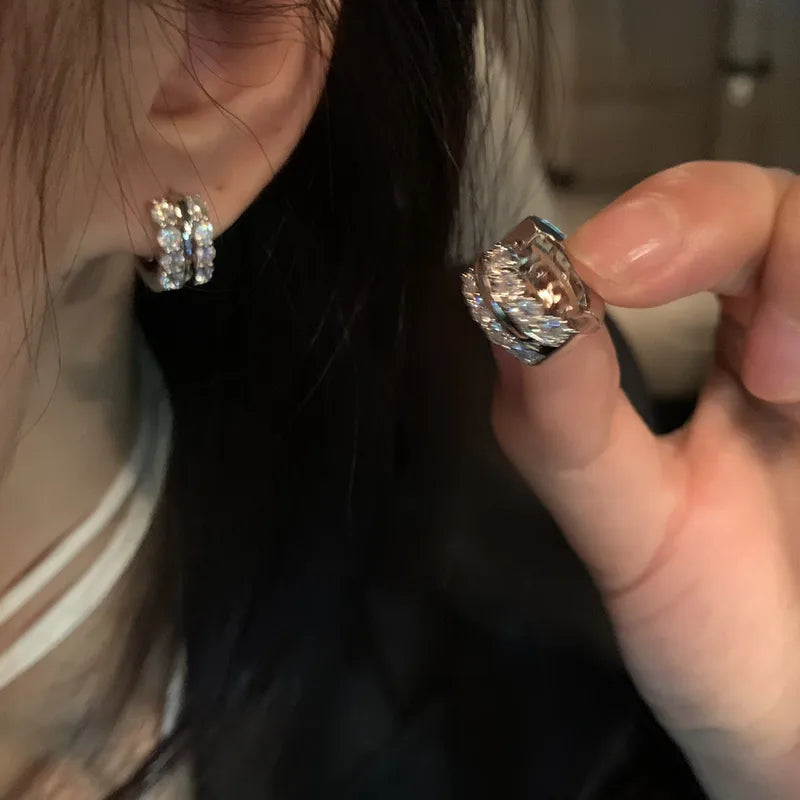 Hoop Earrings Collection — 28 Styles