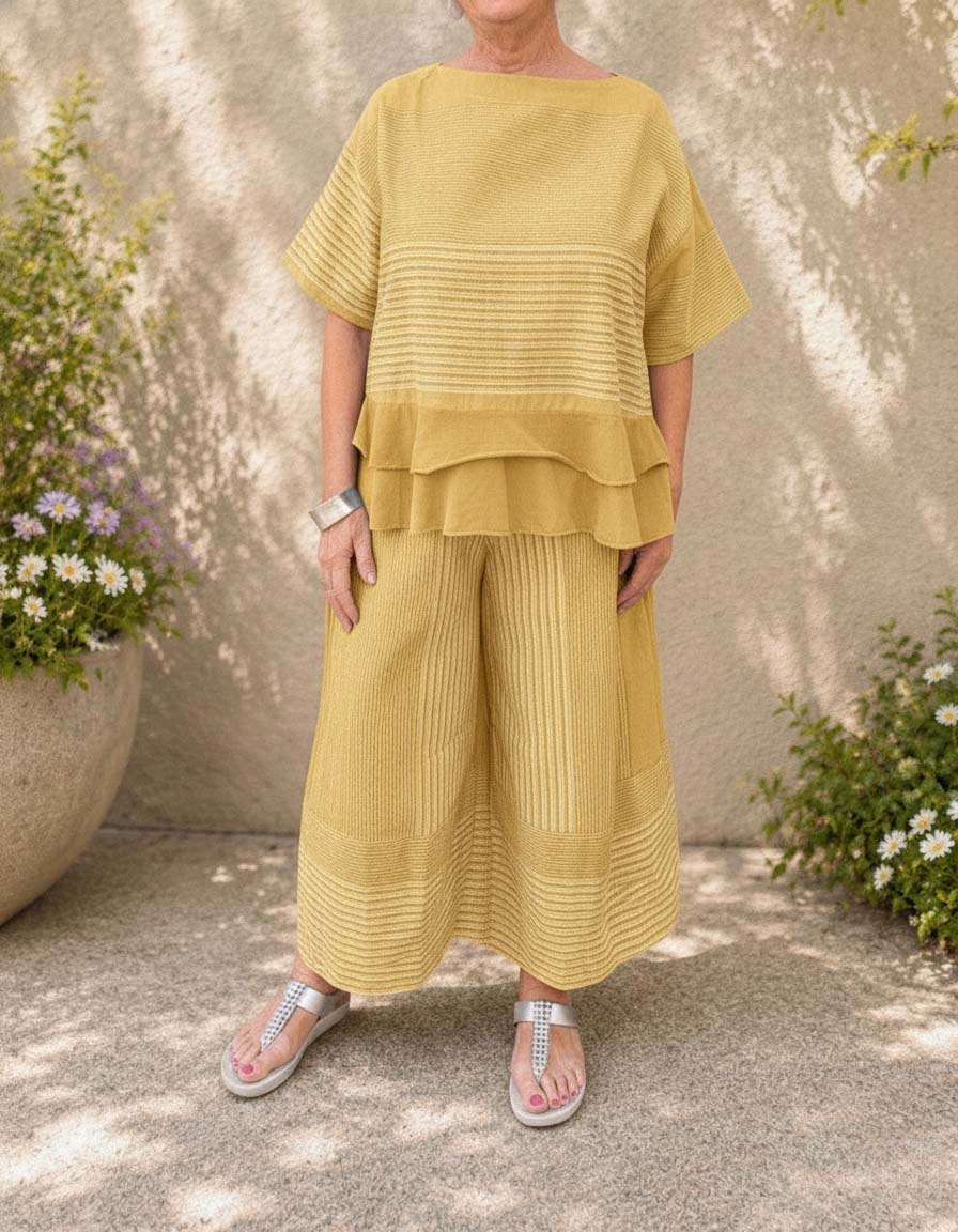 New Arrival🔥Women's Loose Casual Striped Two-Piece Set with Tiered Hem Top & Wide-Leg Pants