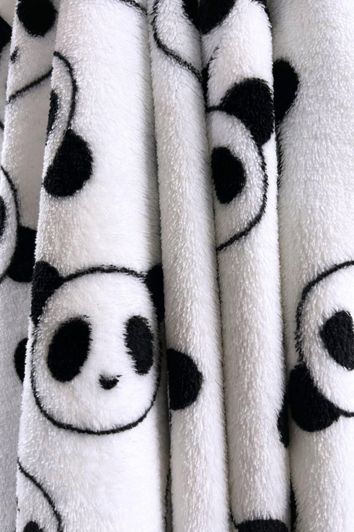 Plush Loungewear Pajama Set Panda Pattern
